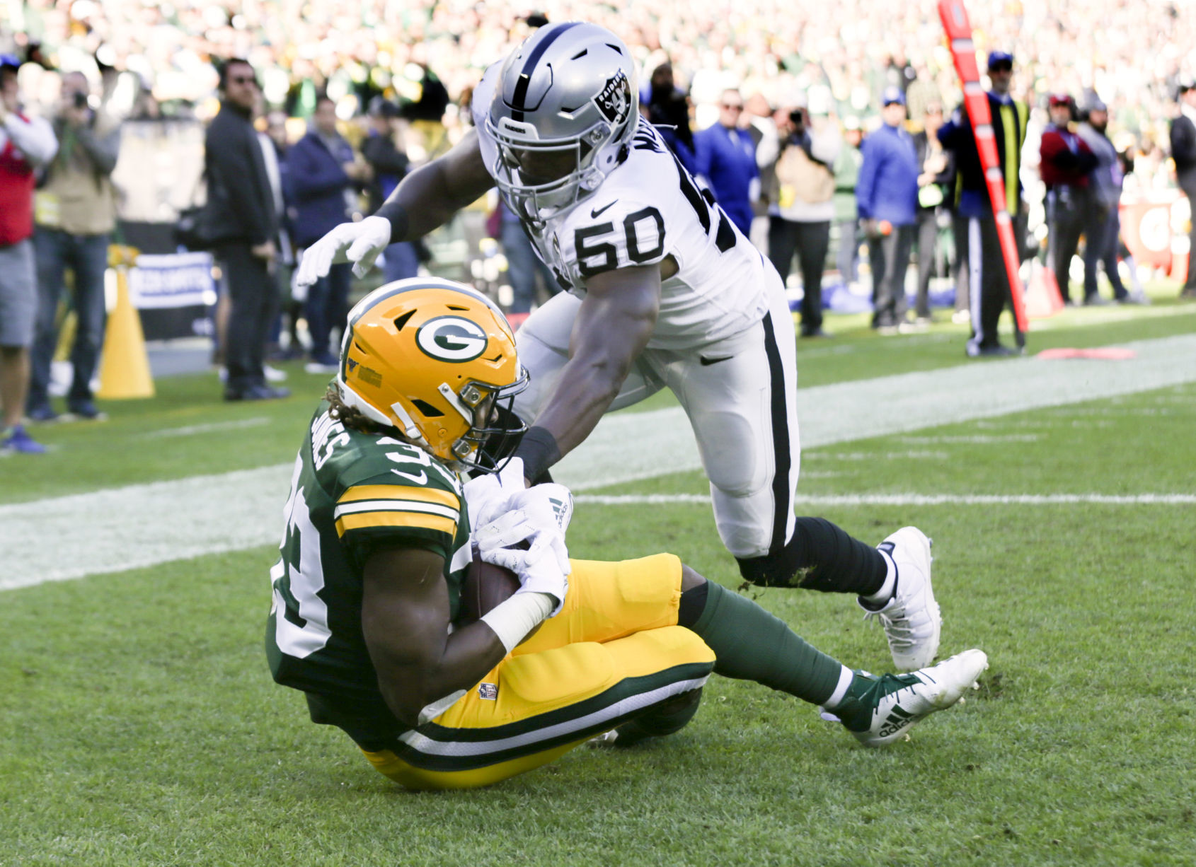 Packers 42, Raiders 24